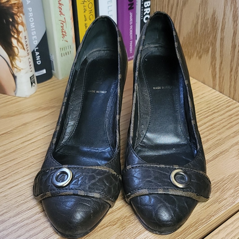 Authentic fendi shoes